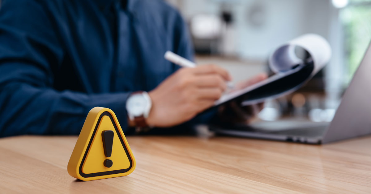 Avoid These Common Financial Mistakes Thumbnail