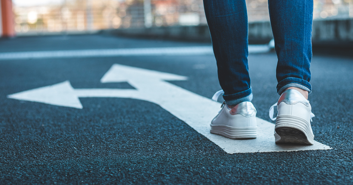 Webinar: Navigating the World of Financial Services Thumbnail